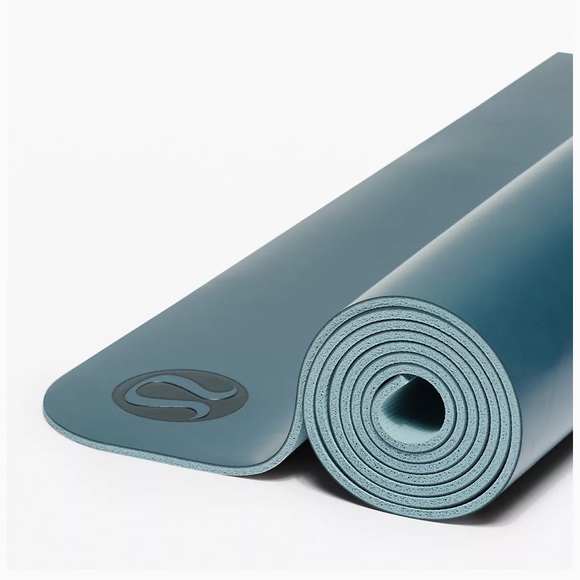 Lululemon 5mm reversible yoga mat